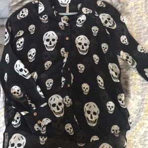 Black skulll long sleeve button down